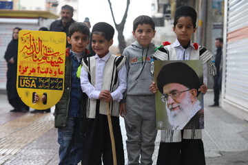 خروش مردم شهرکرد در راهپیمایی ۲۲ بهمن