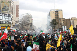 پوشش گسترده هلال احمر در راهپیمایی ۲۲ بهمن/ ارائه ۱۱ هزار نفر خدمت