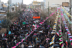 دشمن درپی تضعیف و تجزیه کشور است