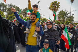 خروش «ایرانِ استوار» در راهپیمایی ۲۲ بهمن ثلاث‌باباجانی