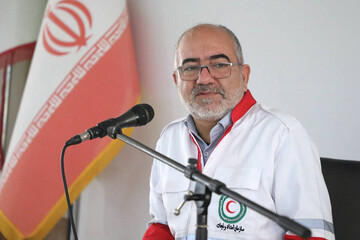 تقدیر رئیس سازمان امداد و نجات از امدادگران در راهپیمایی ۲۲ بهمن