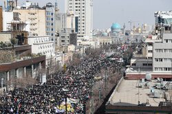 حضور مردم خراسان رضوی در ۲۲ بهمن پاسخی دندان‌شکن به دشمنان بود