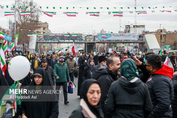 راهپیمایی ۲۲ بهمن در تهران