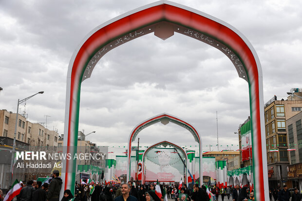 راهپیمایی ۲۲ بهمن در تهران