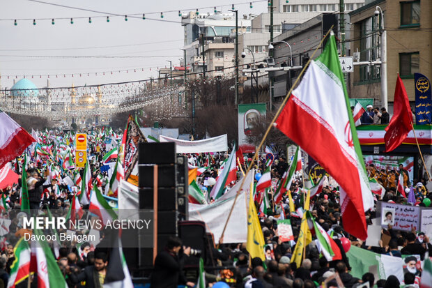 راهپیمایی ۲۲ بهمن در مشهد