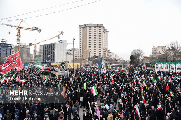 راهپیمایی ۲۲ بهمن در مشهد