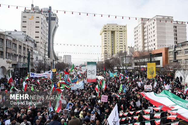 راهپیمایی ۲۲ بهمن در مشهد