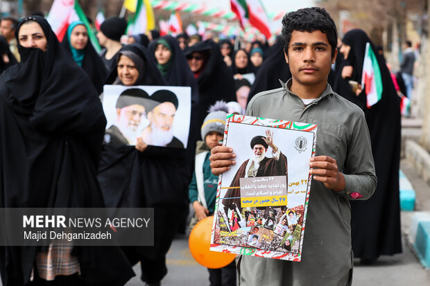 راهپیمایی ۲۲ بهمن در یزد