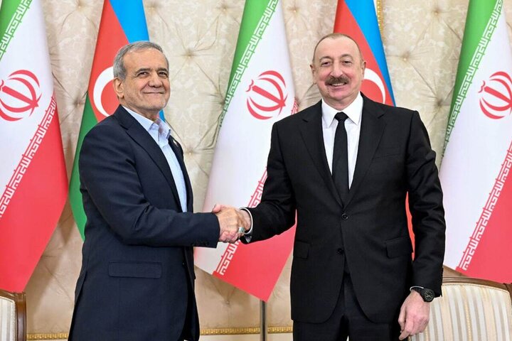 Aliyev congratulates Iran on Islamic Revolution anniversary