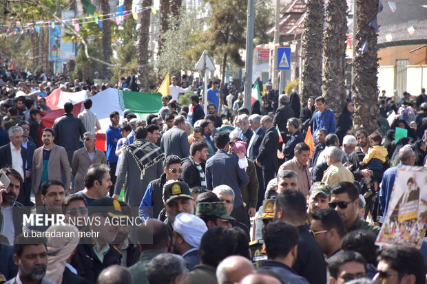 حماسه حضور شیعه و سنی زاهدان در 22 بهمن 1404