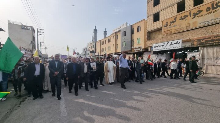 خروش انقلابی مردم ولایتمدار گناوه در راهپیمایی یومالله ۲۲ بهمن