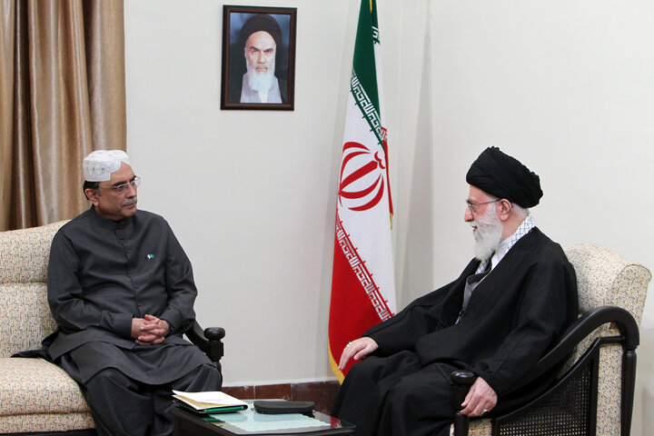 پاکستانی صدر کی انقلاب اسلامی کی سالگرہ پر مبارکباد