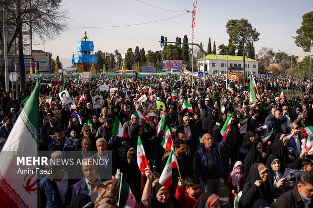 راهپیمایی ۲۲ بهمن در شیراز