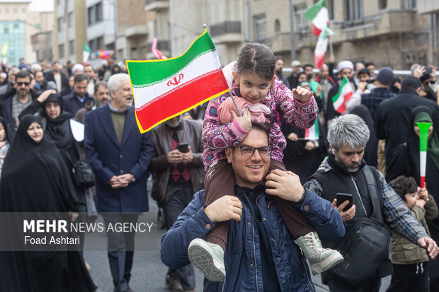 راهپیمایی ۲۲ بهمن در تهران