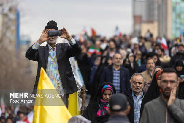 راهپیمایی ۲۲ بهمن در تهران