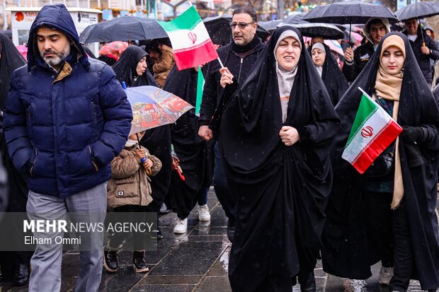 راهپیمایی ۲۲ بهمن در سنندج