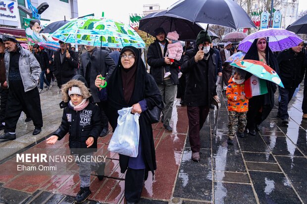 راهپیمایی ۲۲ بهمن در سنندج