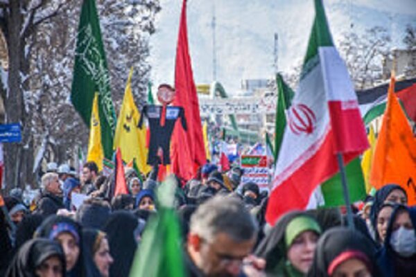 VIDEO: People in Arak observed Bahman 22 Rally