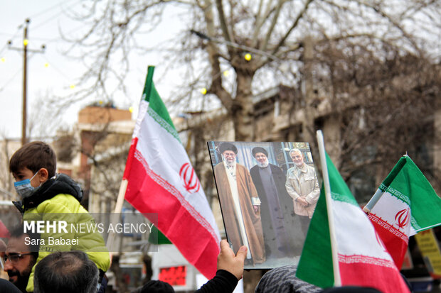 حماسه ۲۲ بهمن در کرمانشاه با حضور پرشور مردم