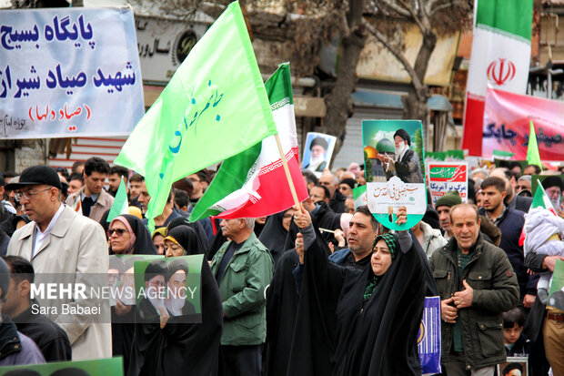 حماسه ۲۲ بهمن در کرمانشاه با حضور پرشور مردم
