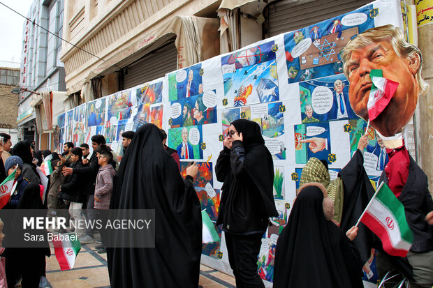 حماسه ۲۲ بهمن در کرمانشاه با حضور پرشور مردم