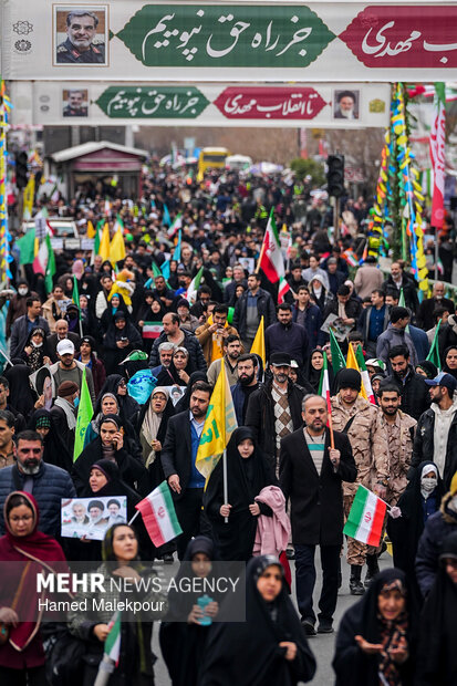 حضور رئیس مجلس در راهپیمایی یوم‌الله ۲۲ بهمن