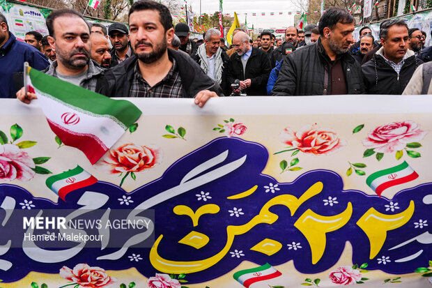 حضور رئیس مجلس در راهپیمایی یوم‌الله ۲۲ بهمن