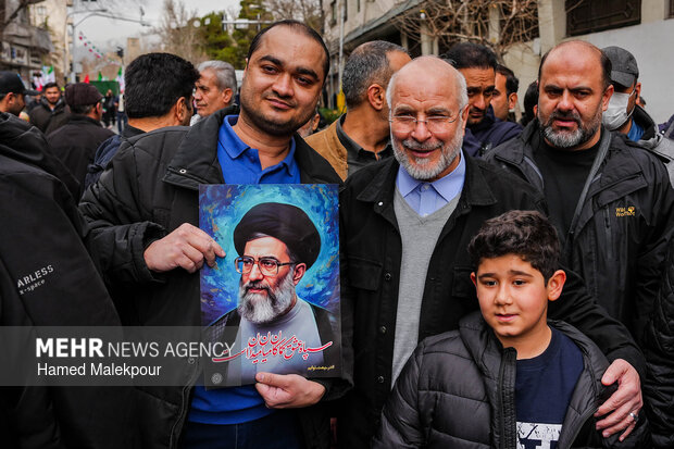 حضور رئیس مجلس در راهپیمایی یوم‌الله ۲۲ بهمن