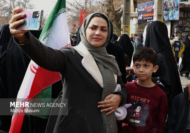 ۲۲ بهمن در ورامین معصومی