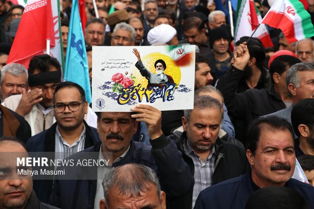 ۲۲ بهمن در ورامین معصومی