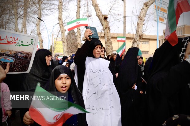 راهپیمایی ۲۲ بهمن در پیشوا