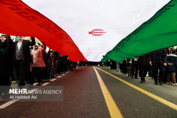 راهپیمایی ۲۲ بهمن در تهران