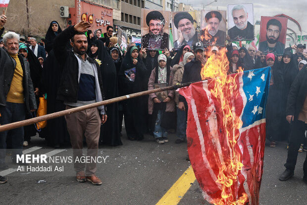 راهپیمایی ۲۲ بهمن در تهران