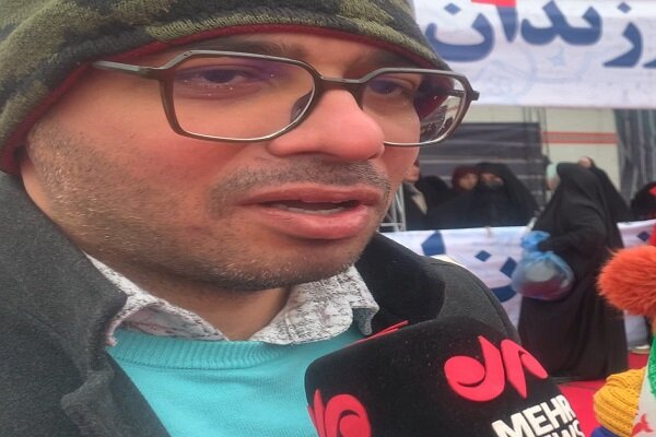 روایت حضور باشکوه آذری ها در بهمن بارانی؛۲۲ بهمنی که ماندگار شد