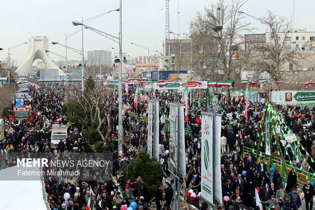 راهپیمایی ۲۲ بهمن در تهران