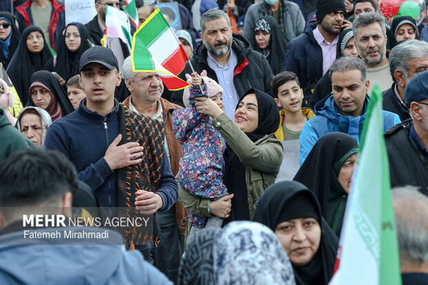 راهپیمایی ۲۲ بهمن در تهران