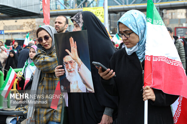 راهپیمایی ۲۲ بهمن در تهران
