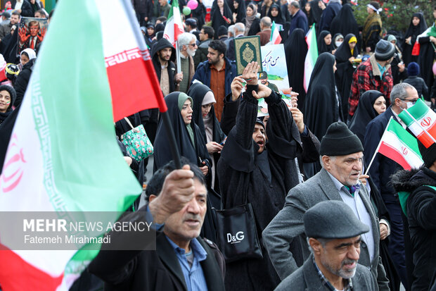 راهپیمایی ۲۲ بهمن در تهران