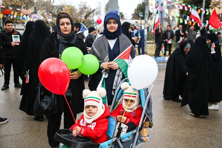 راهپیمایی 22 بهمن در بجنورد