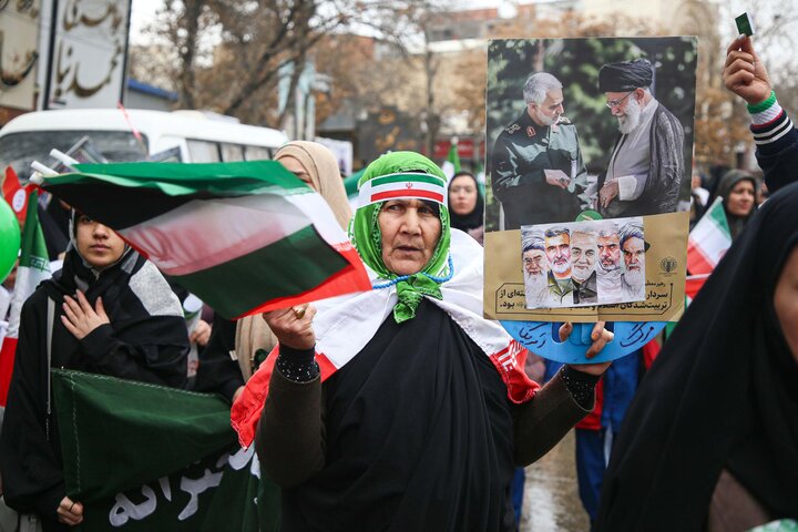 راهپیمایی 22 بهمن در بجنورد