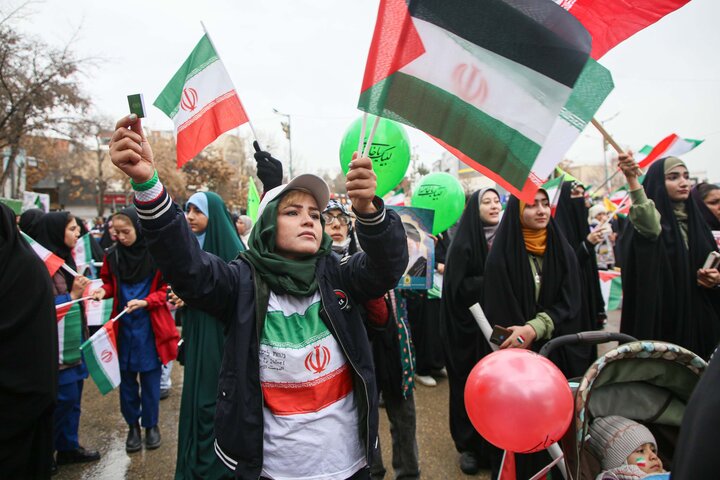 راهپیمایی 22 بهمن در بجنورد