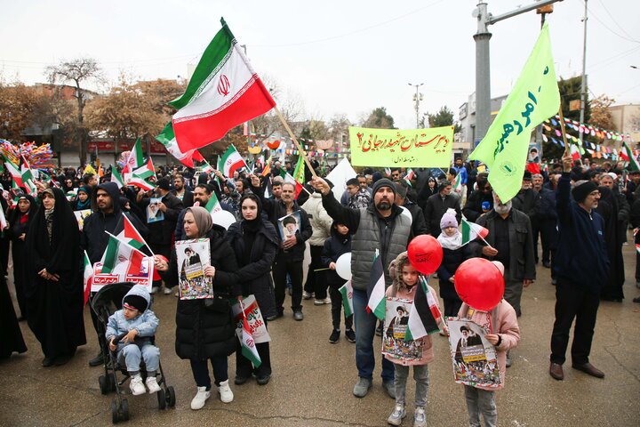 راهپیمایی 22 بهمن در بجنورد