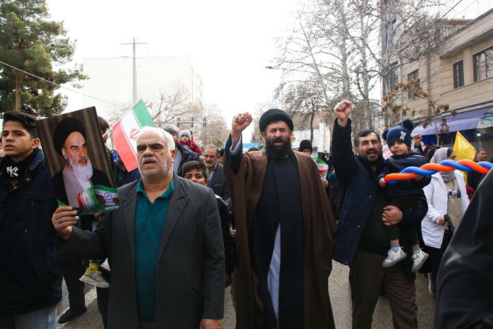 راهپیمایی 22 بهمن در بجنورد