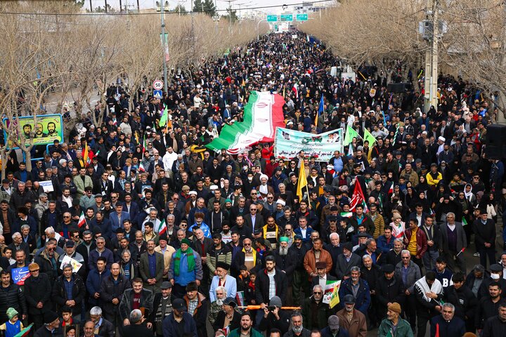 راهپیمایی 22 بهمن در بجنورد