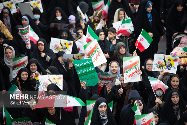 راهپیمایی ۲۲ بهمن در همدان