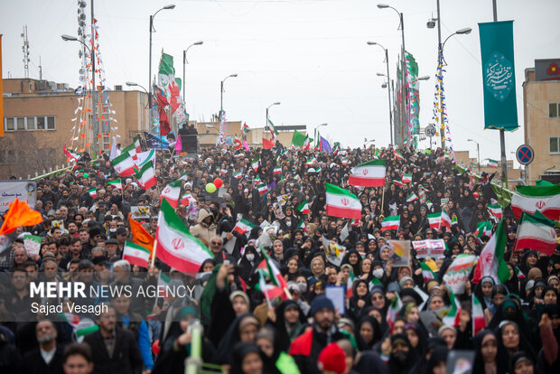 راهپیمایی ۲۲ بهمن در همدان
