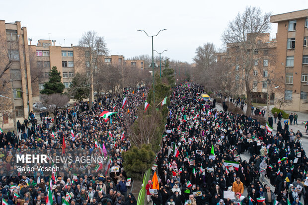 راهپیمایی ۲۲ بهمن در همدان