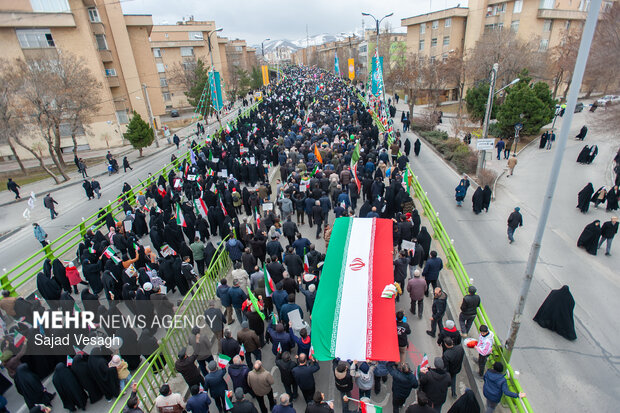راهپیمایی ۲۲ بهمن در همدان