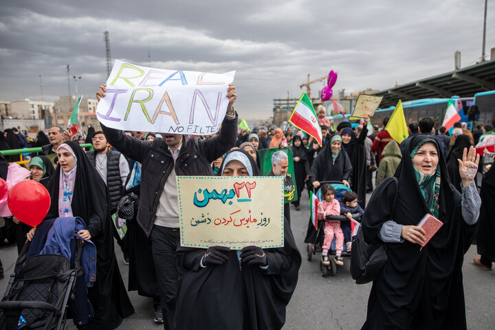 راهپیمایی ۲۲ بهمن در تهران