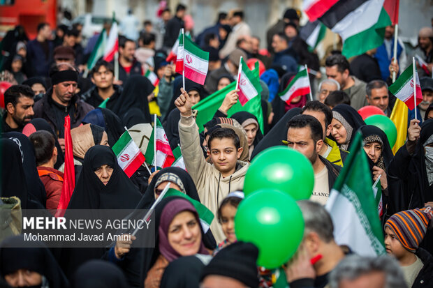 راهپیمایی ۲۲ بهمن در قزوین